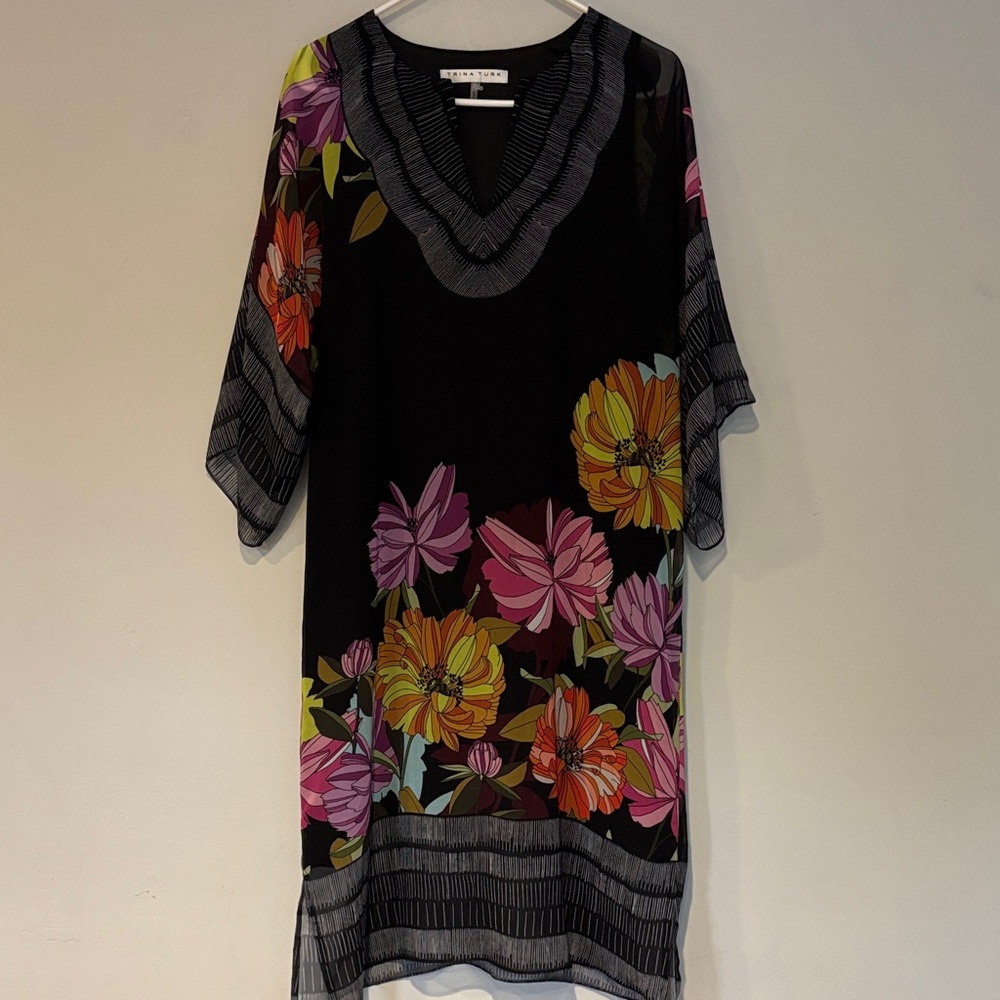 Trina Turk Black and White size 8 floral &  Striped dress